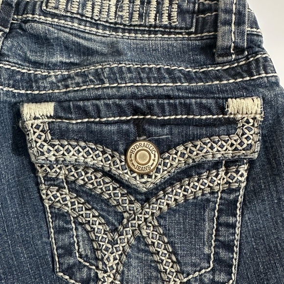 Hydralic Women's Distressed Blue Capri Jeans size 3/4 (G6) - Picture 8 of 8